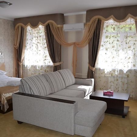 Mereke Hotel Ustʼ-Kamenogorsk Rom bilde