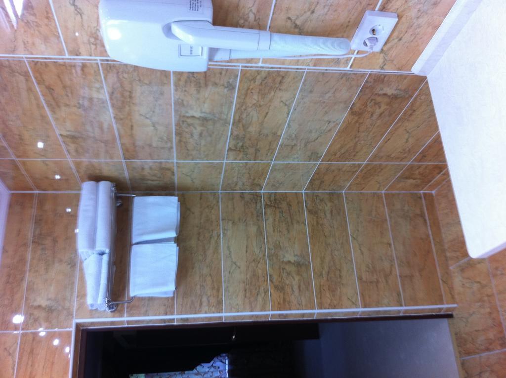 Mereke Hotel Ustʼ-Kamenogorsk Rom bilde