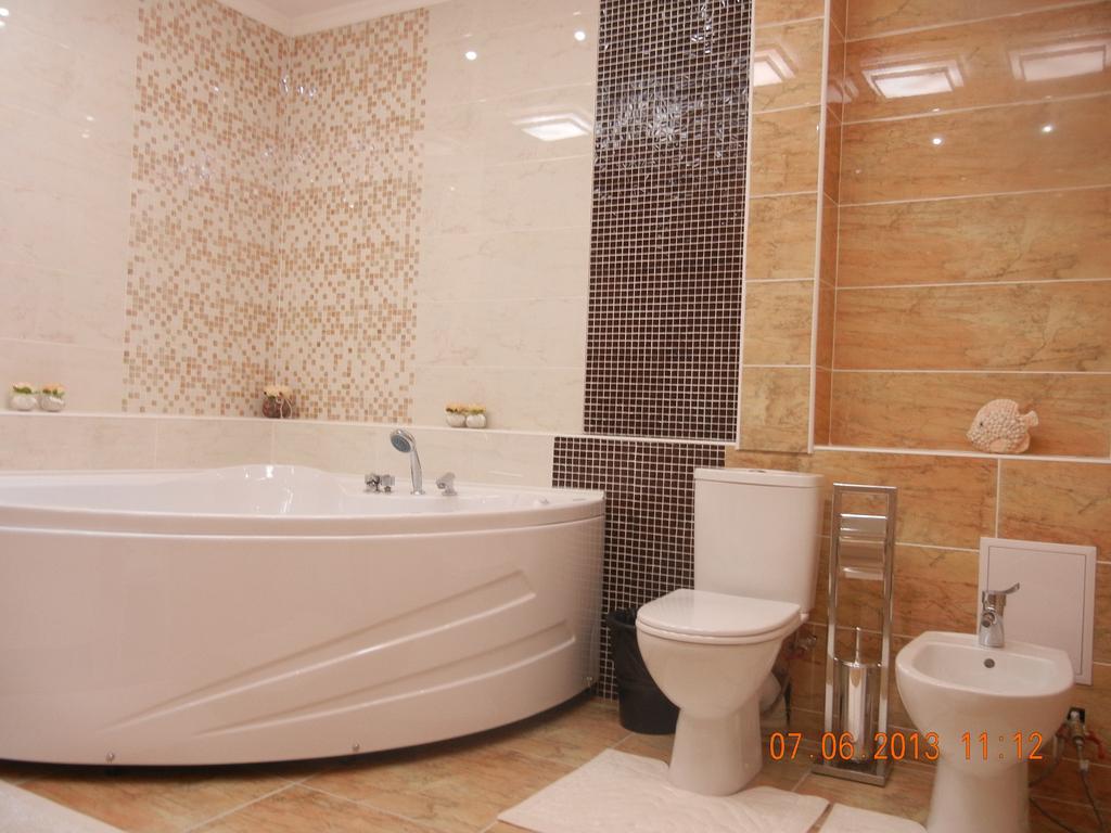 Mereke Hotel Ustʼ-Kamenogorsk Rom bilde