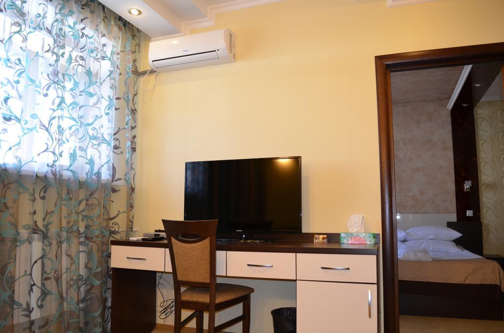 Mereke Hotel Ustʼ-Kamenogorsk Rom bilde