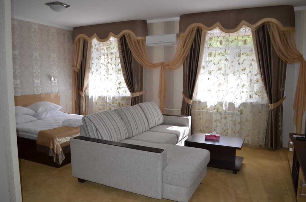 Mereke Hotel Ustʼ-Kamenogorsk Rom bilde