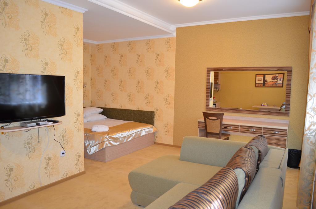 Mereke Hotel Ustʼ-Kamenogorsk Rom bilde