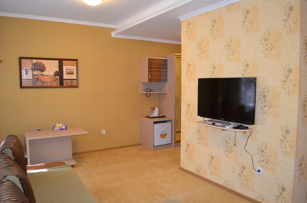 Mereke Hotel Ustʼ-Kamenogorsk Rom bilde