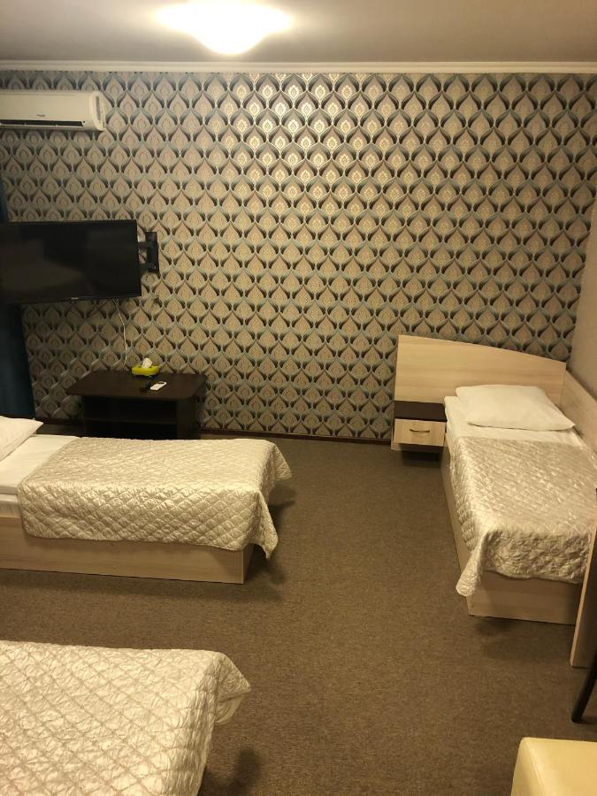 Mereke Hotel Ustʼ-Kamenogorsk Eksteriør bilde
